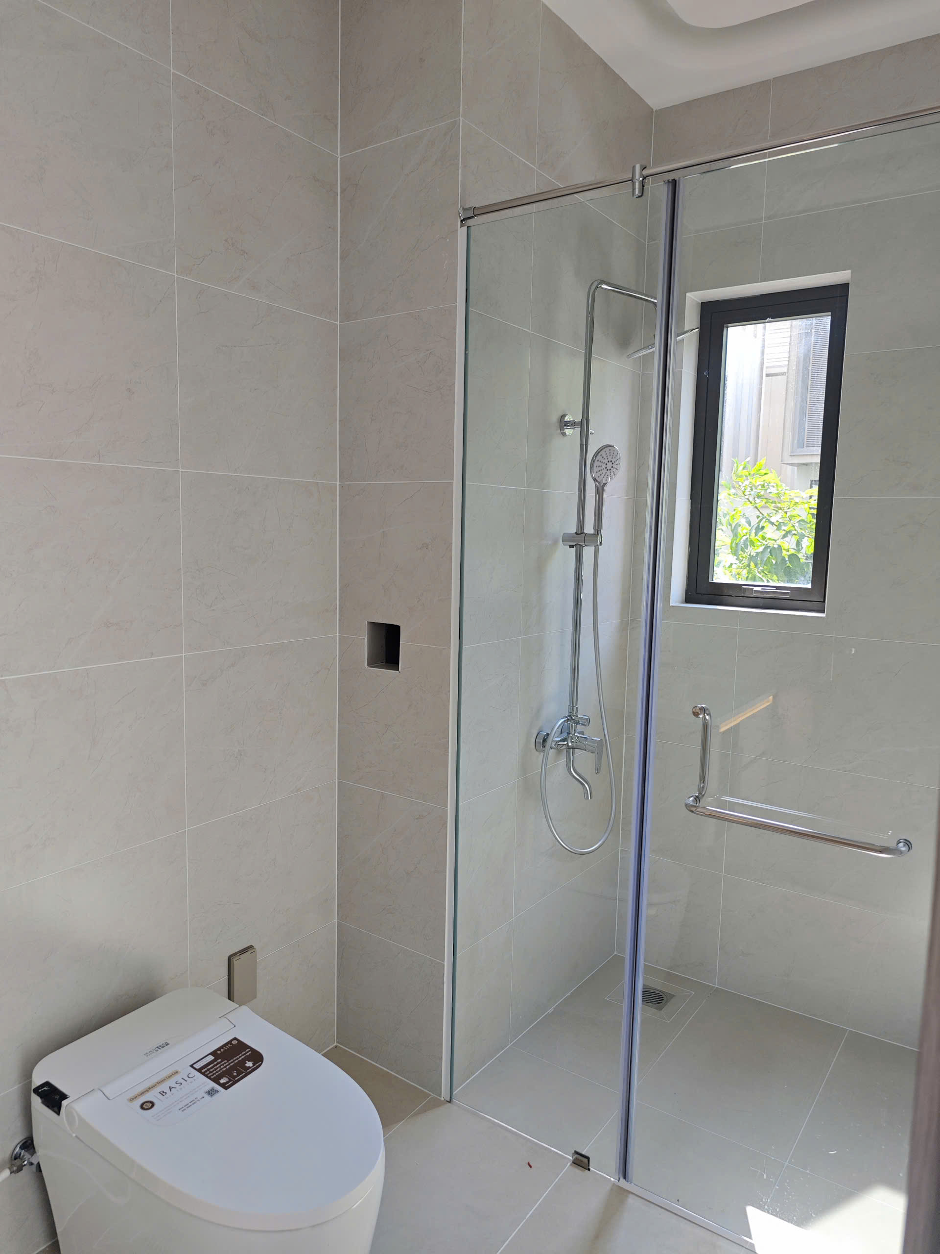 Gạch 40x80 nhà phố