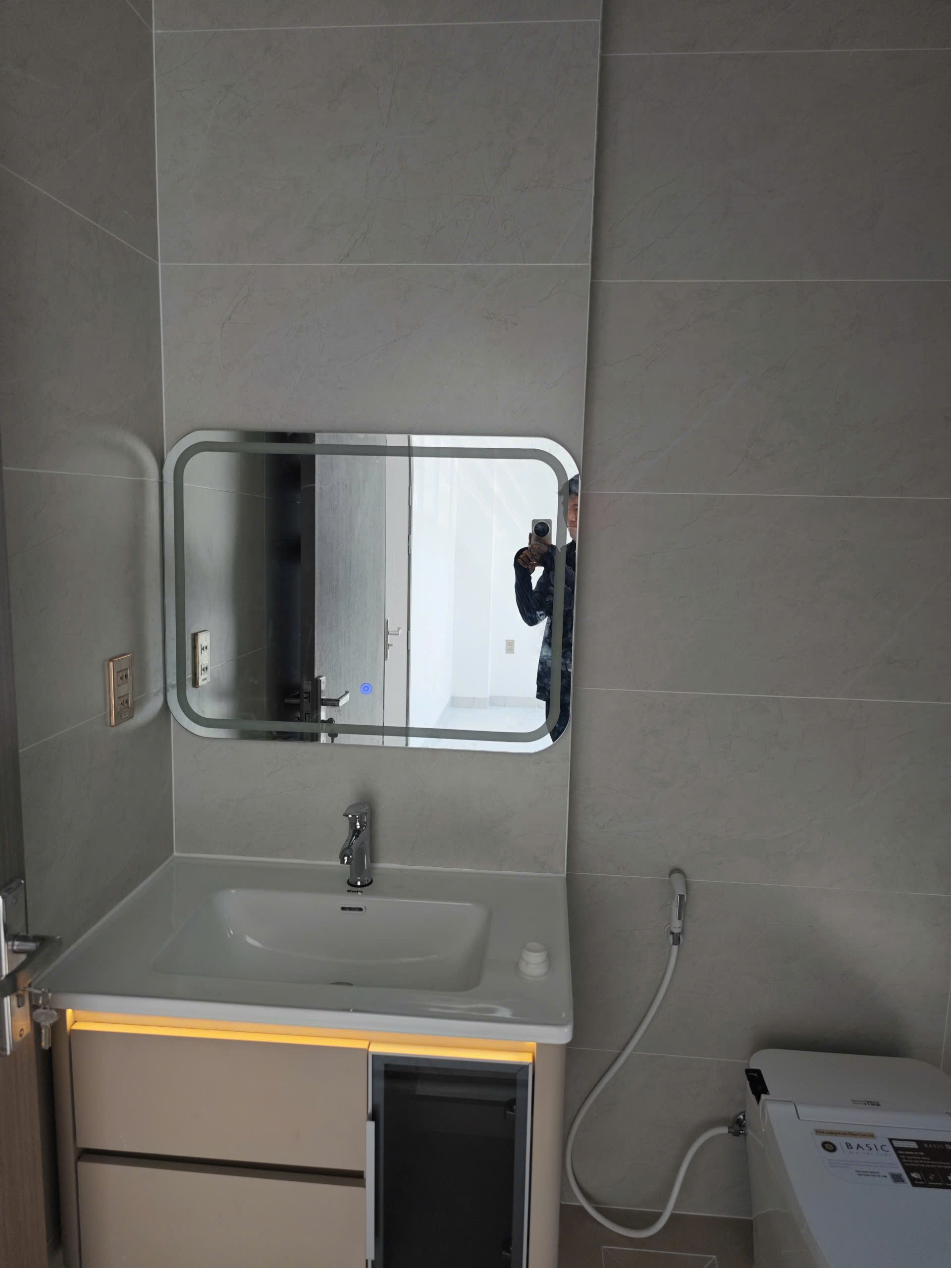Gạch 40x80 nhà phố