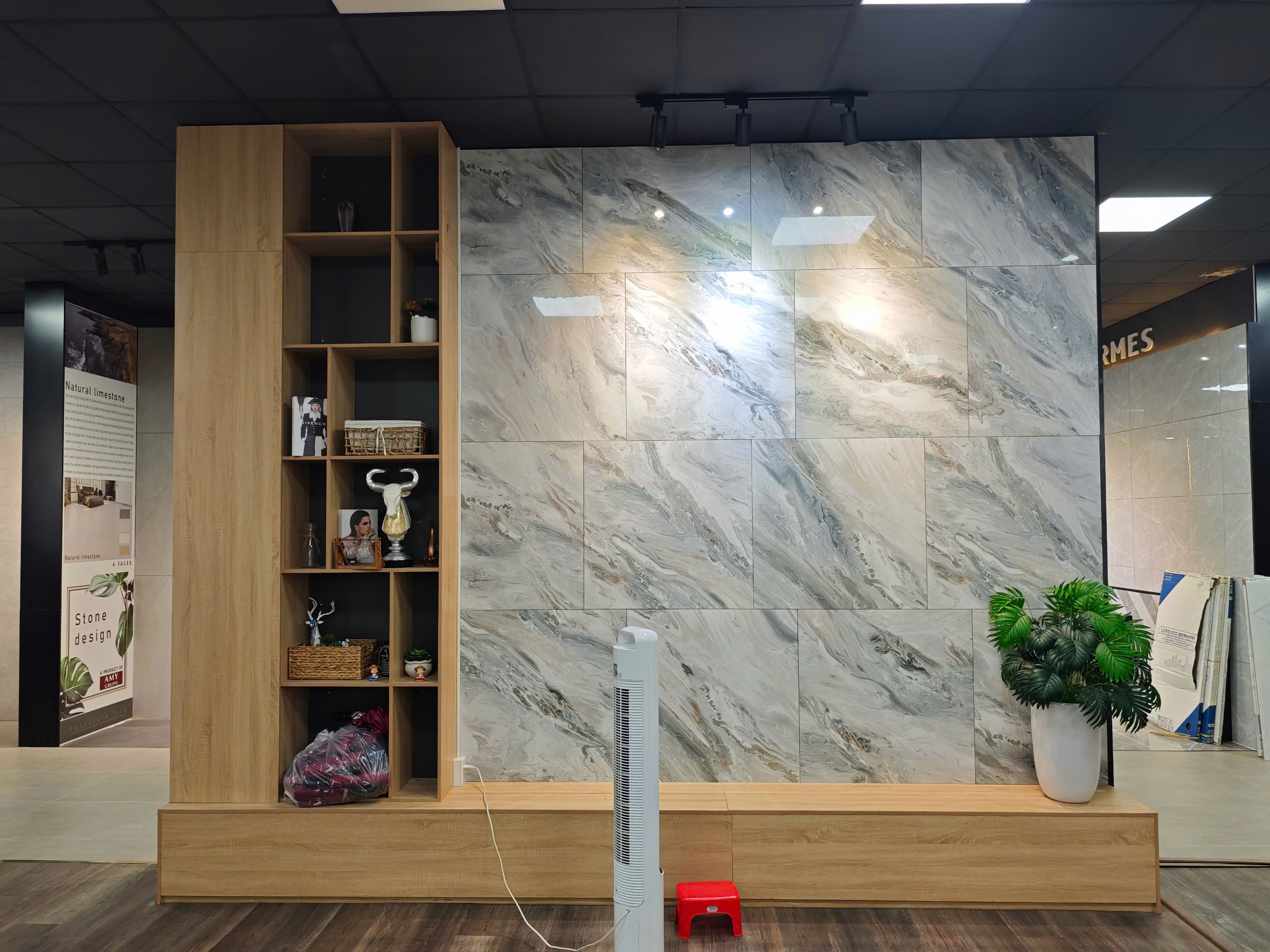 Sự kết hợp hoàn hảo giữa gạch ốp lát, thiết bị vệ sinh và vật tư hoàn thiện