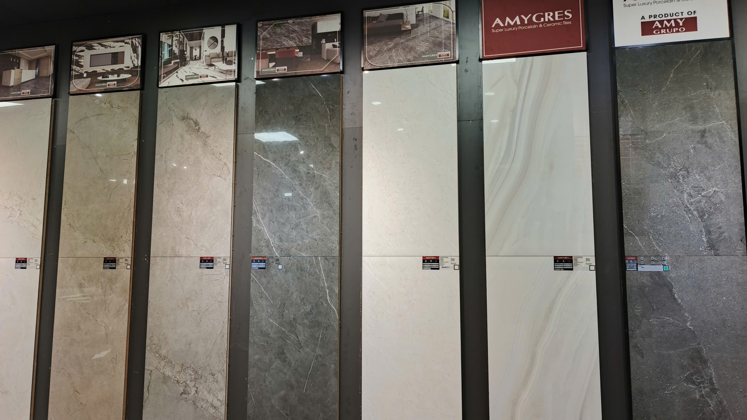 Showroom Gạch Bình Dương