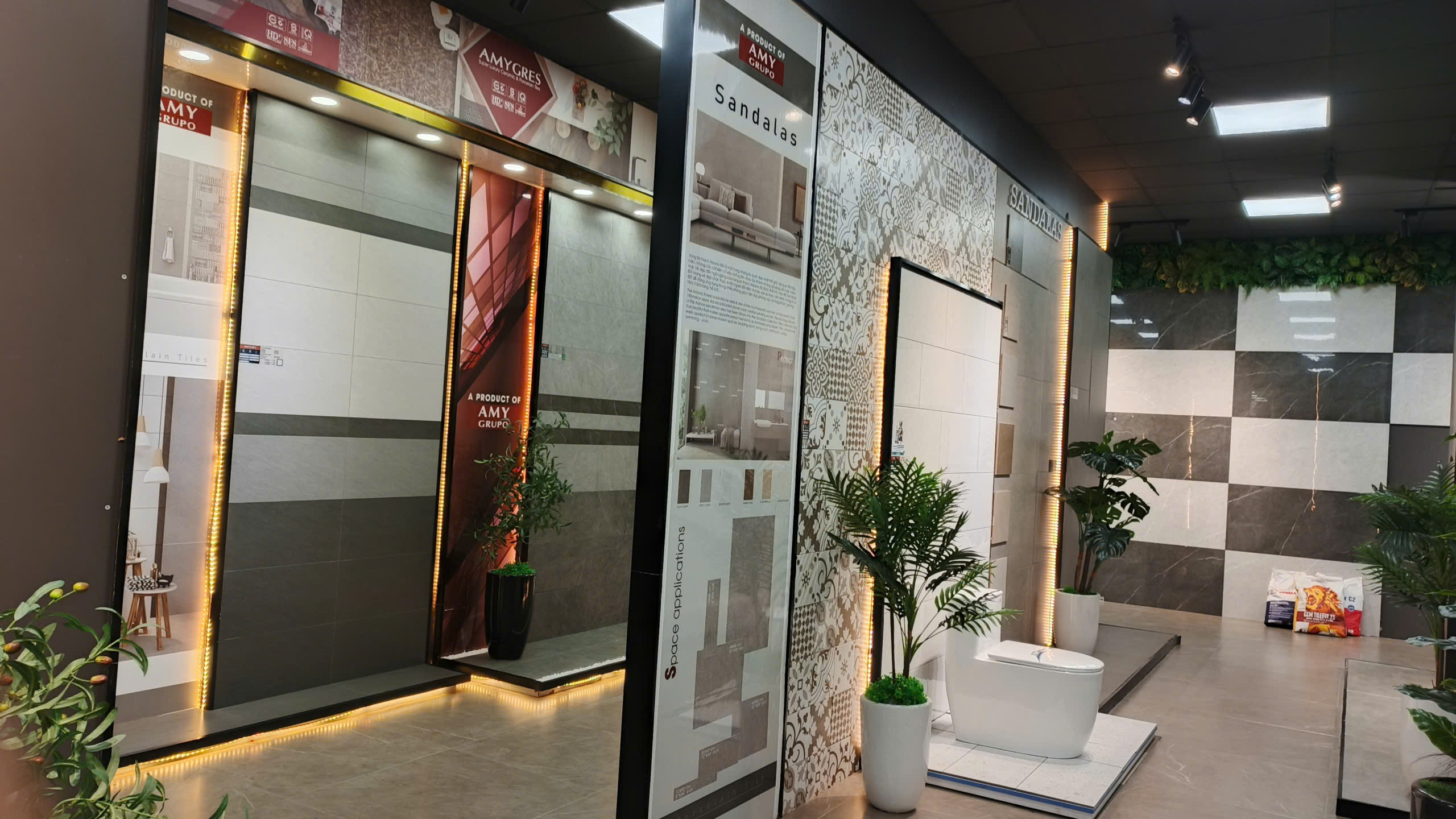 Showroom Gạch Bình Dương